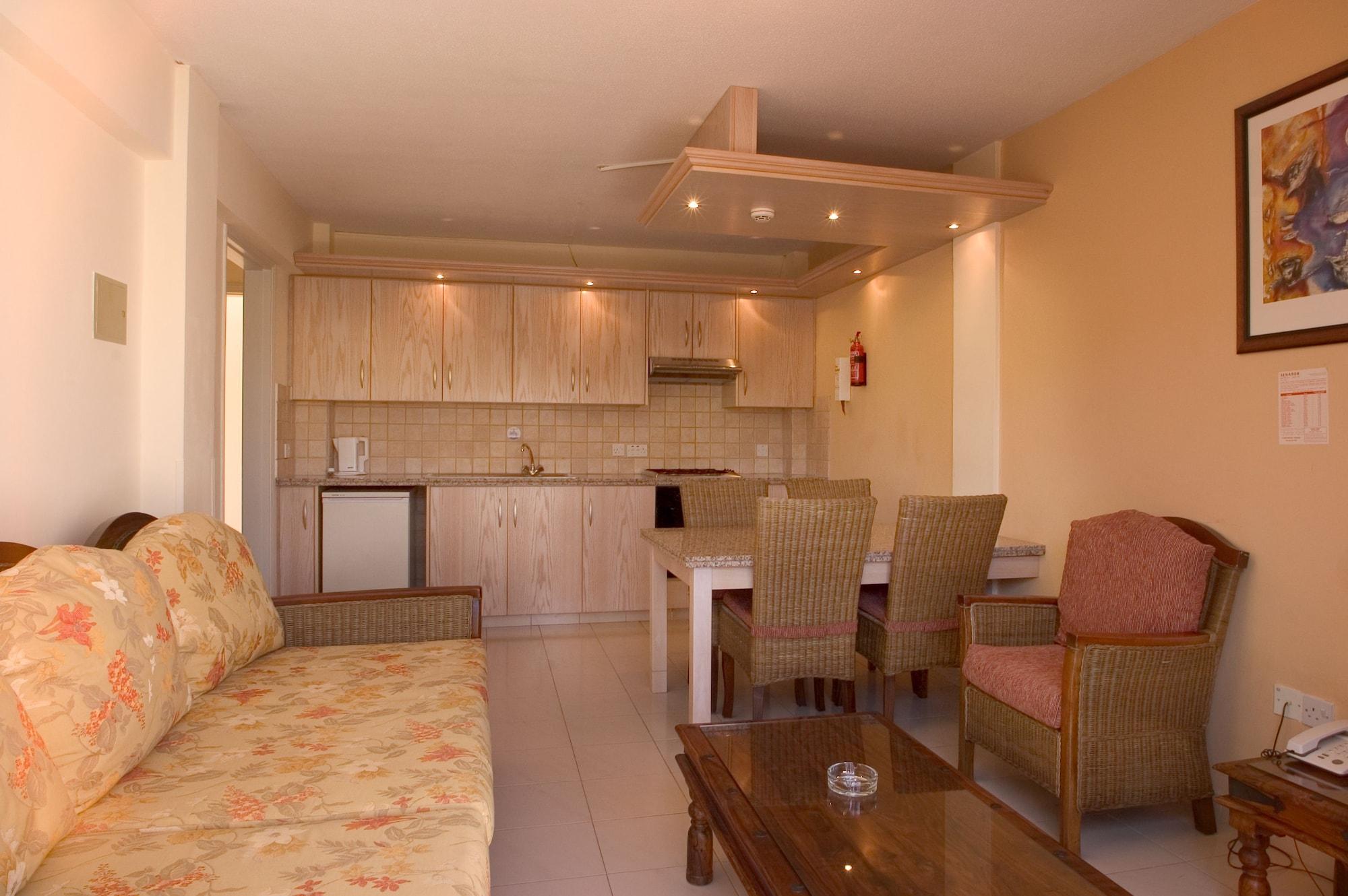 Senator Hotel Apartments - Adults Only Ajía Nápa Kültér fotó