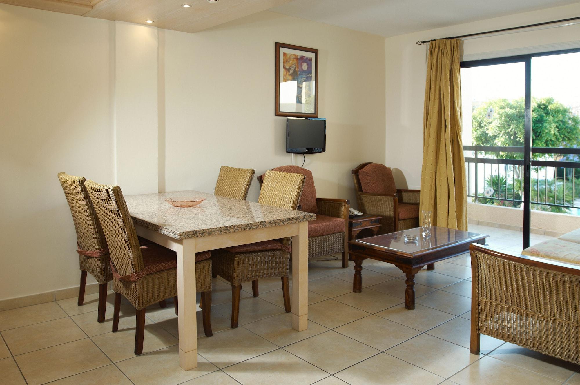 Senator Hotel Apartments - Adults Only Ajía Nápa Kültér fotó