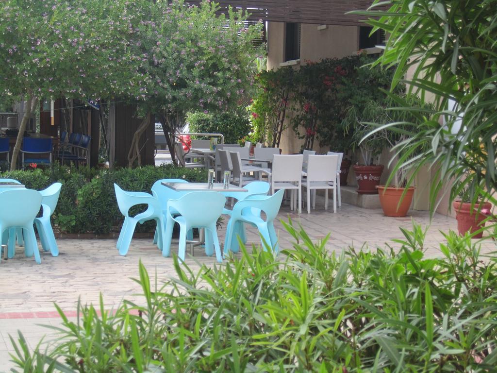 Senator Hotel Apartments - Adults Only Ajía Nápa Kültér fotó