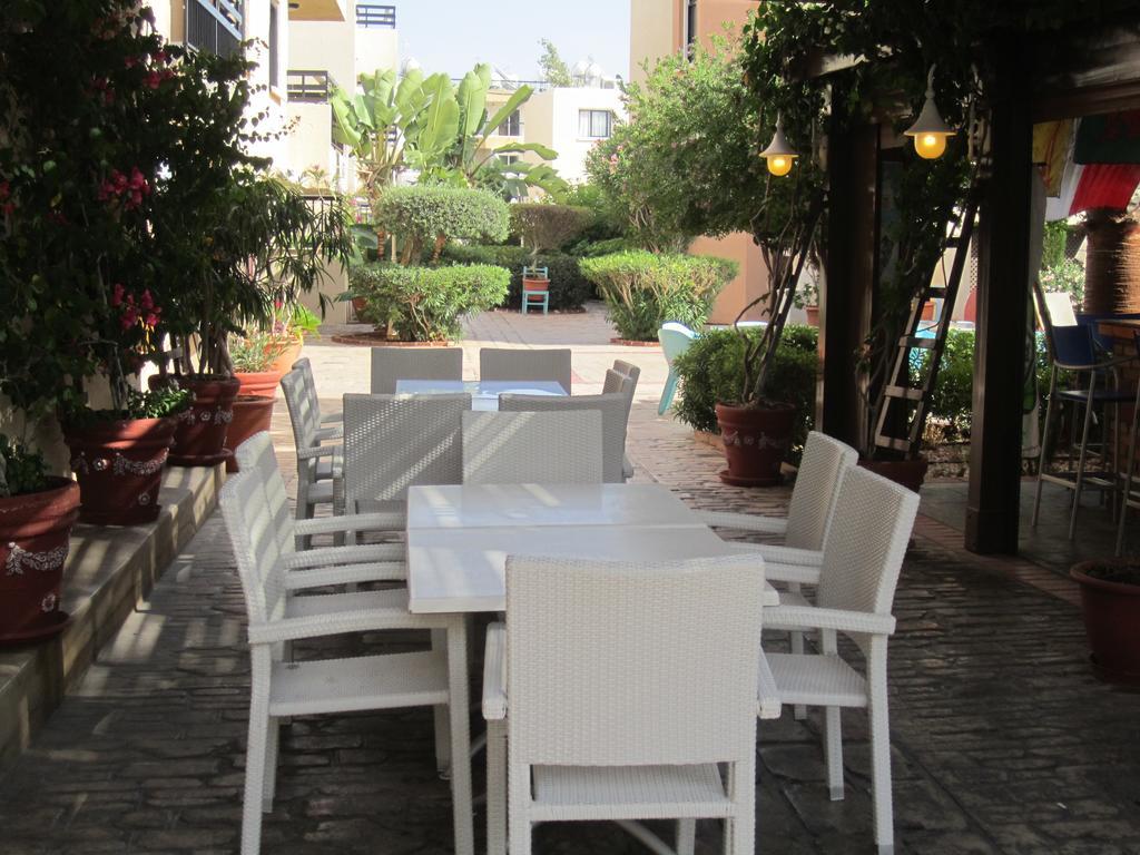 Senator Hotel Apartments - Adults Only Ajía Nápa Kültér fotó