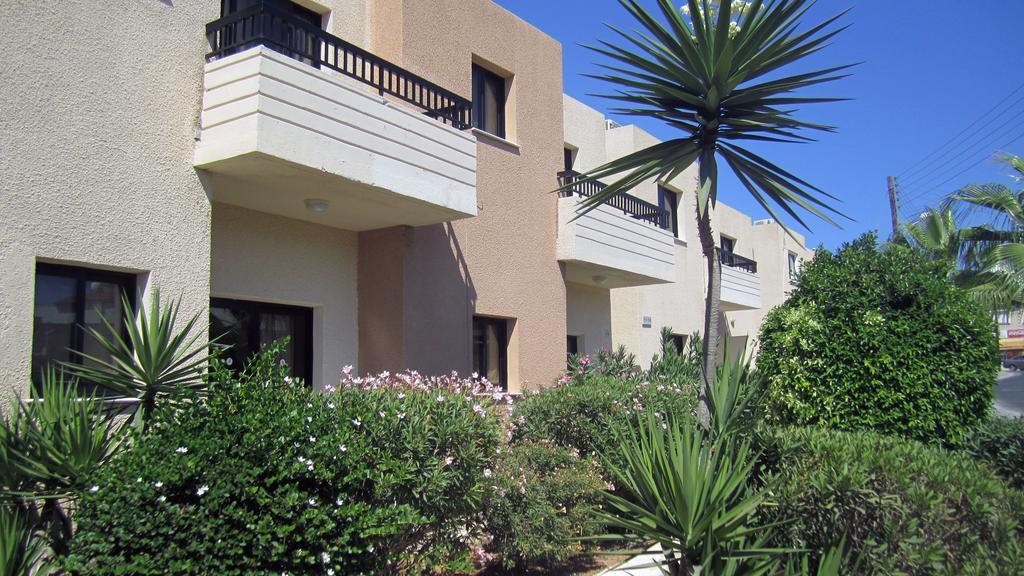 Senator Hotel Apartments - Adults Only Ajía Nápa Kültér fotó