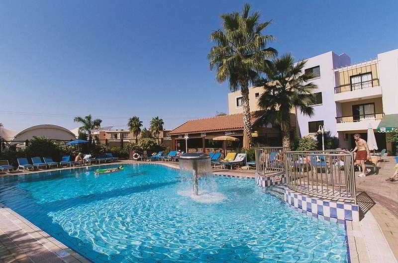 Senator Hotel Apartments - Adults Only Ajía Nápa Kültér fotó