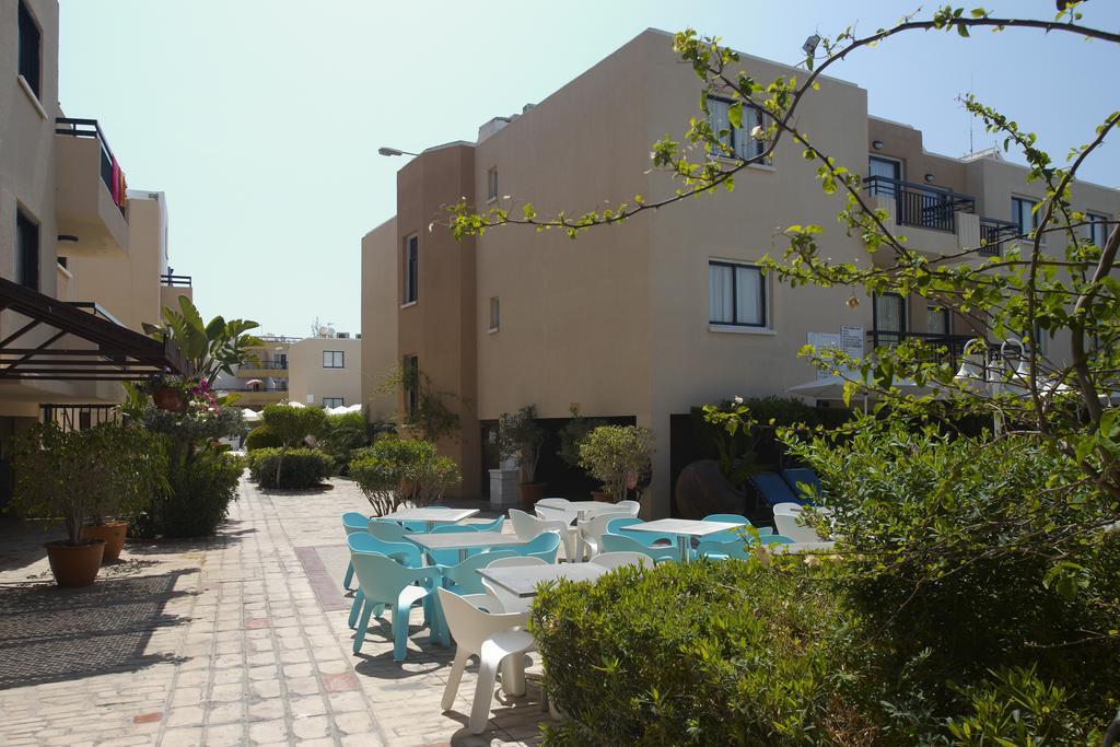 Senator Hotel Apartments - Adults Only Ajía Nápa Kültér fotó